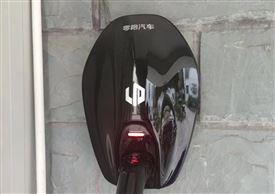 我國(guó)建成全球最大電動(dòng)汽車(chē)充電網(wǎng)絡(luò)，每5輛車(chē)就有2個(gè)充電樁
