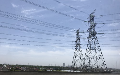 电网投资迈入“主配微协同”时代，算电融合重构智慧城市能源基座